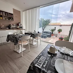 Alojamento de Acomodação e Pequeno-almoço Sabrina Airport, Fiumicino