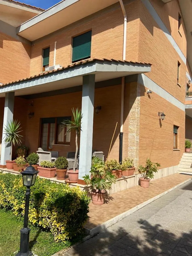 Villa Alma Fiumicino 0*,  Italia